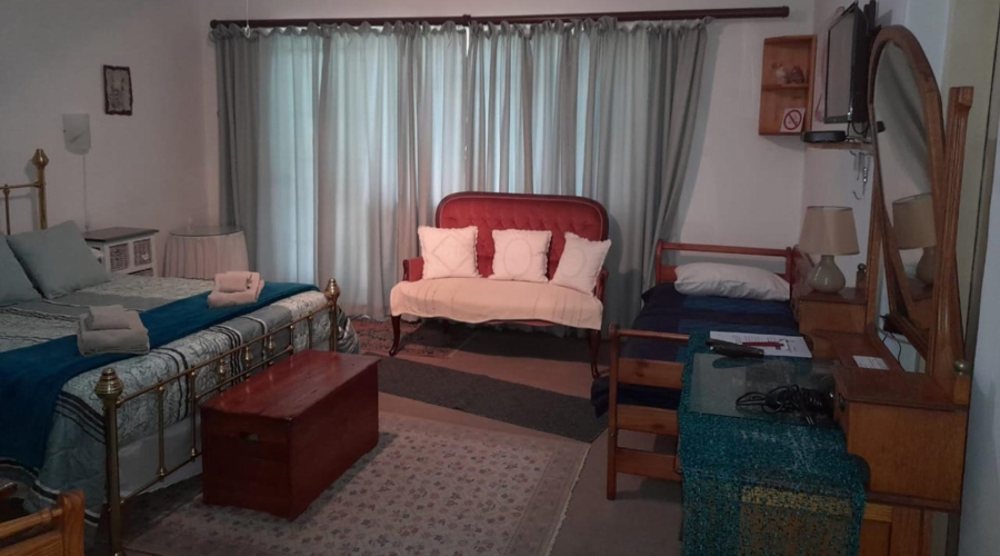 6 Bedroom Property for Sale in Parys Free State